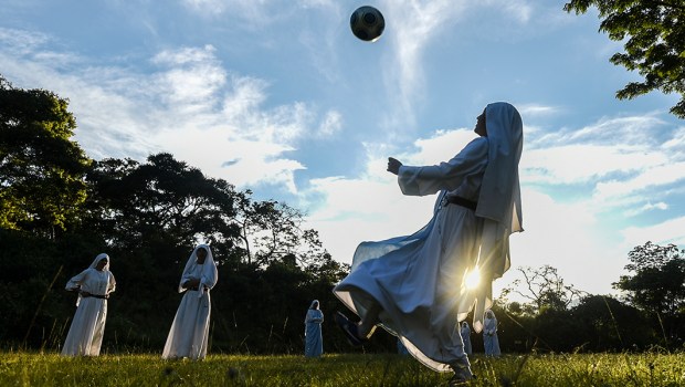 COLUMBIA,NUNS