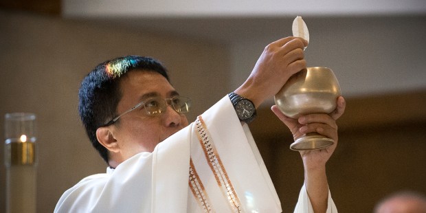 What does it matter? Why the Church is so particular about the Eucharist - Vimarsana News