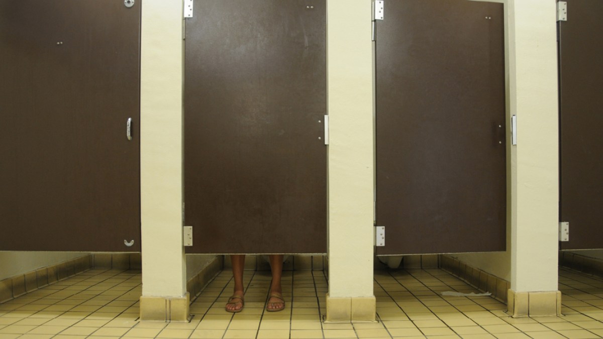 BATHROOM,RESTROOM
