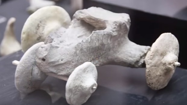 BRONZE AGE,CHARIOT,TOY