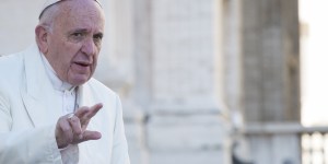 &#8220;Ideological colonization&#8221; doesn&#8217;t allow for differences, warns pope