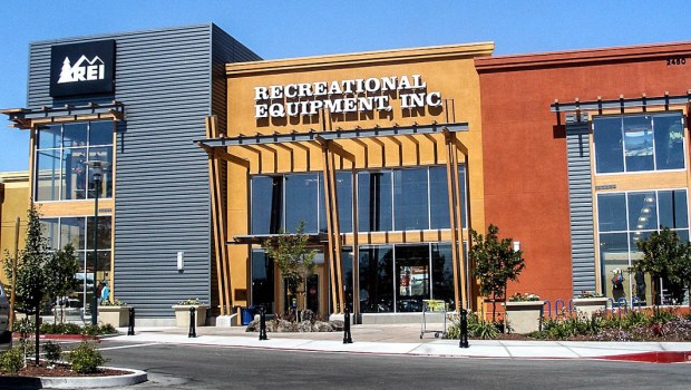 REI STORE