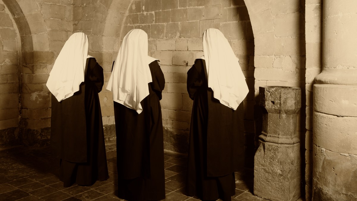 Medieval nuns