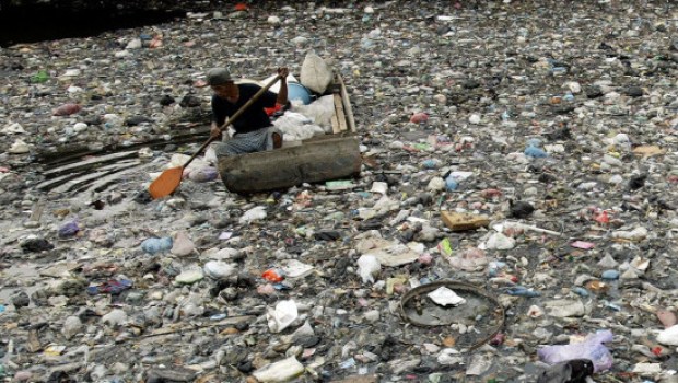 WATER POLLUTION TRASH