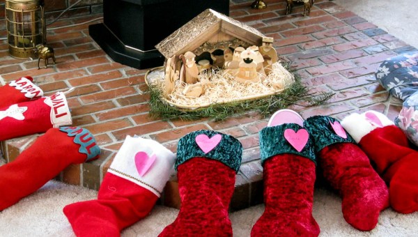 CHRISTMAS STOCKINGS,NATIVITY SCENE