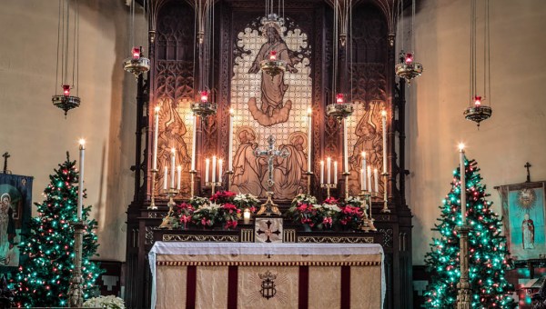 CHURCH DECORATED FOR CHRISTMAS