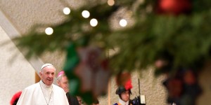 Contemplate Christmas with Pope Francis: 12 reflections to take to your heart