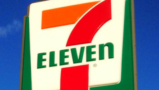 711