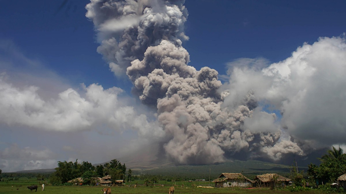 Mayon volcano PHILIPPINES