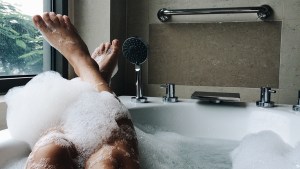 RELAXING BATH