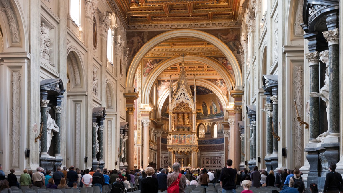 ST JOHN LATERAN,BASILICA,MASS
