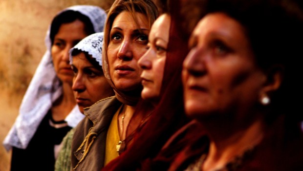 CHRISTIAN, WOMEN, PALESTINA