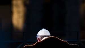 POPE VIA CRUCIS