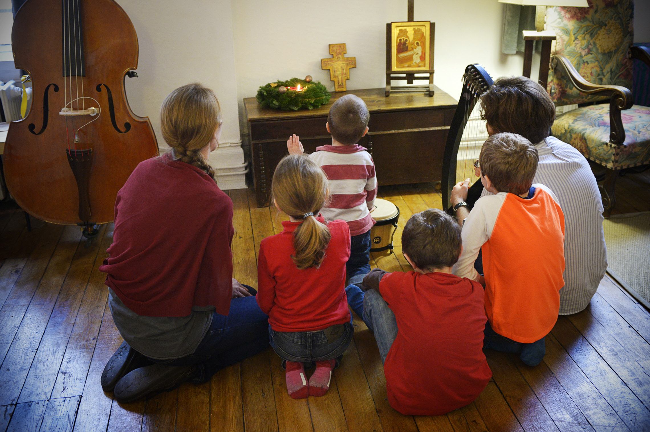 FAMILY PRAY