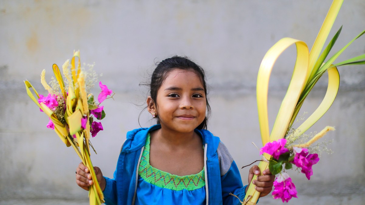 PALM SUNDAY,SMILE