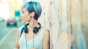 WOMAN,BLUE,HAIR