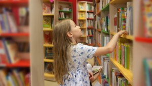 GIRL,BOOKS,LIBRARY