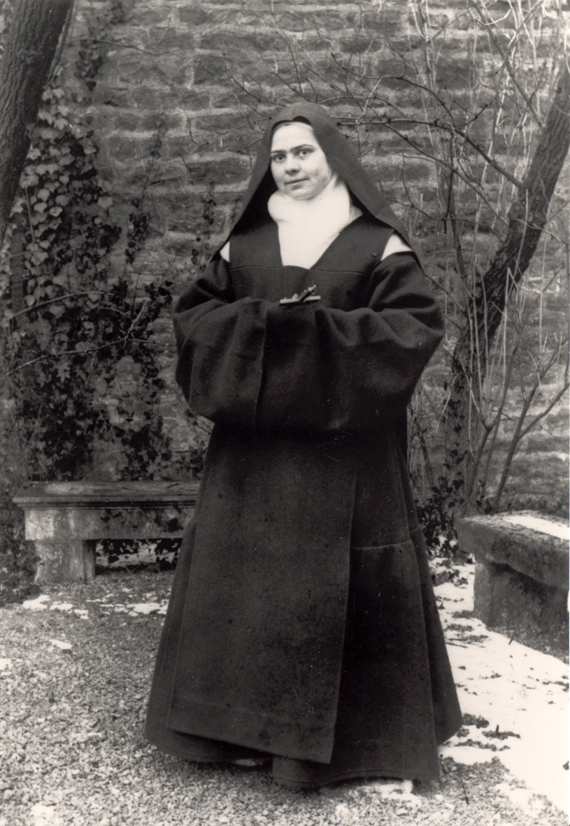 Elisabeth_de_la_Trinité_portant_l&#8217;habit_de_Carmélite