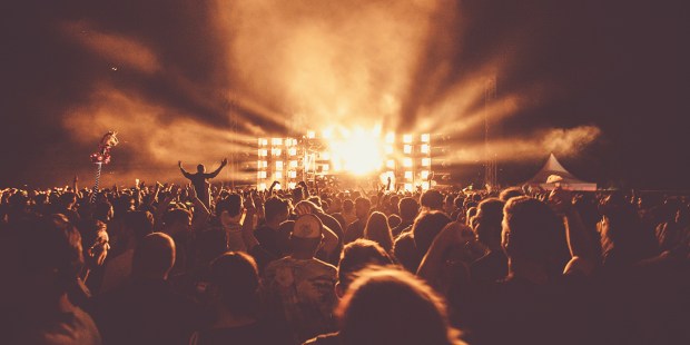 CROWD