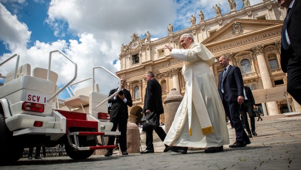 POPE FRANCIS,SKIES,WEATHER