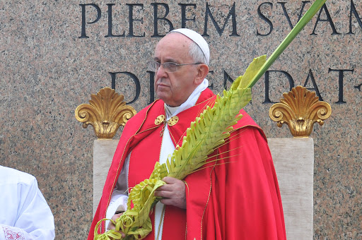 Pope Francis during the Palm Sunday celebration 1 &#8211; pt