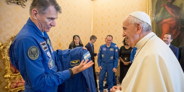 POPE FRANCIS,SPACE,ASTRONAUT