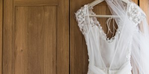 Bride-to-be surprises her 102-year-old grandmother who can&#8217;t attend her wedding
