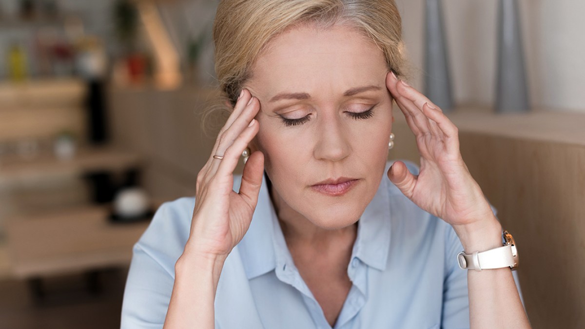 STRESSED WOMAN