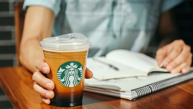 STARBUCKS STRAWLESS LIDS