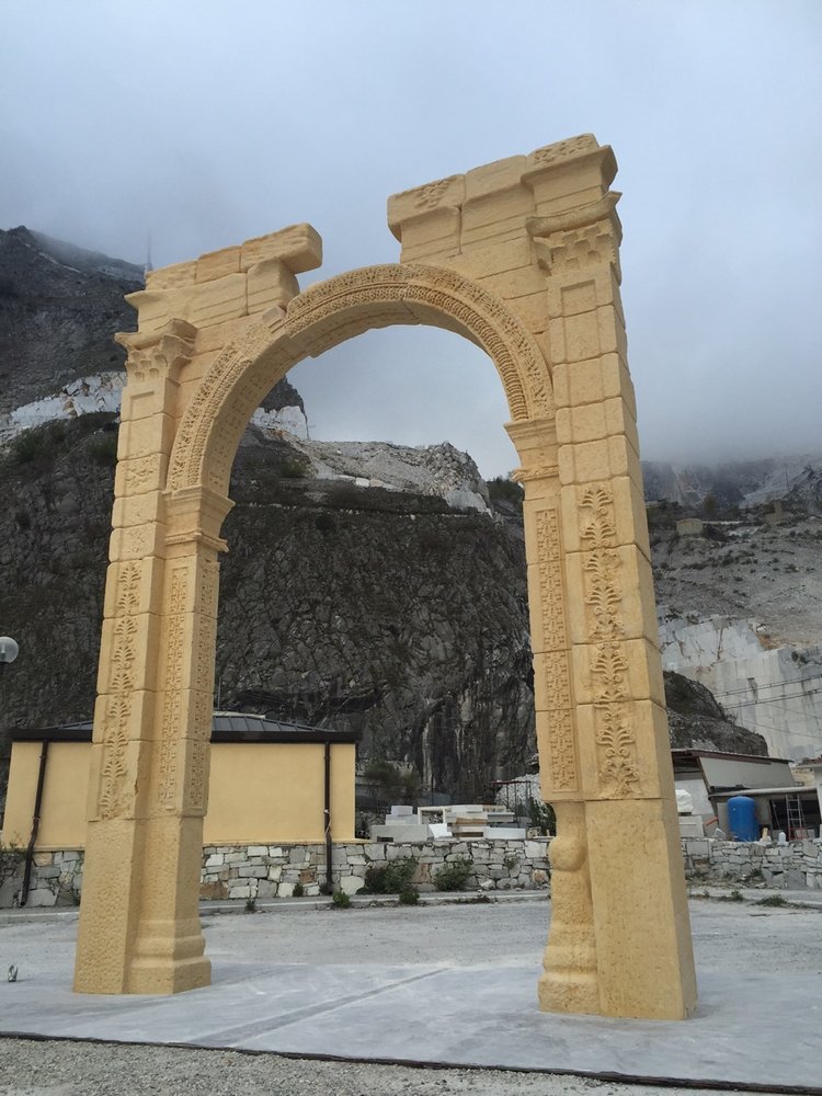 ANCIENT PALMYRA; RUINS