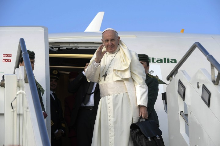 POPE FRANCIS,AIRPORT,MMWMOF