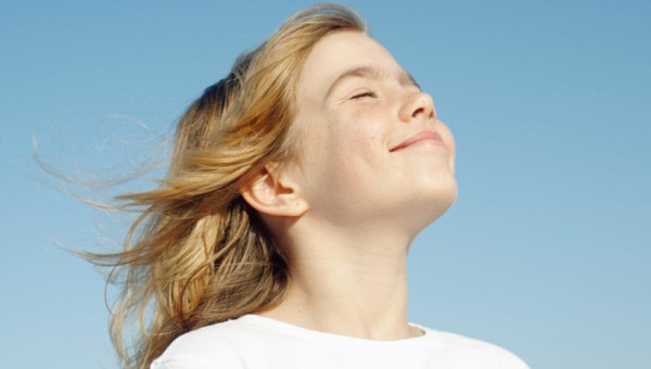 LITTLE,GIRL,CONTENTMENT