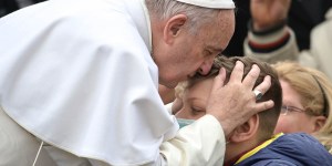 Jesus is not making demands of you, pope assures the suffering