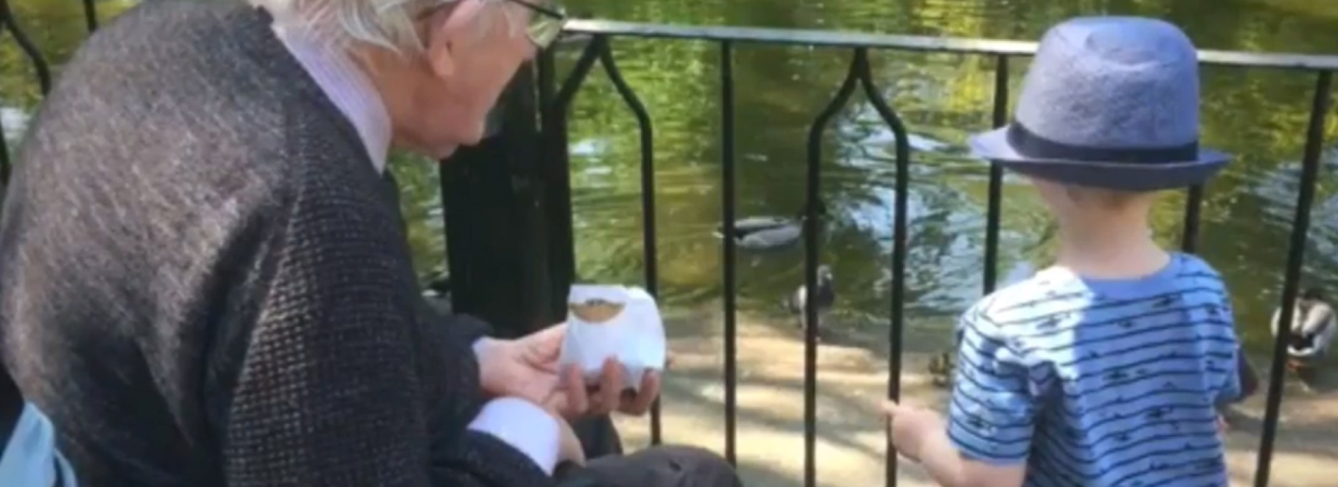 DEMENTIA,FRIENDSHIP,CHILD
