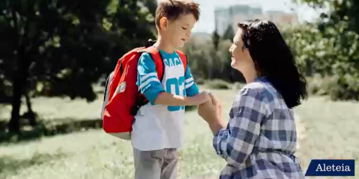 Mom writes open letter to son whose sister has special needs