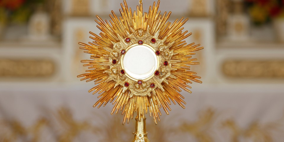 Where to watch Eucharistic adoration online