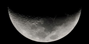When 12th-century monks saw the moon split in two