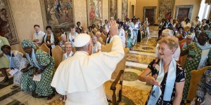 Widowhood is difficult, but consecrated widows show strength of God&#8217;s love, says pope