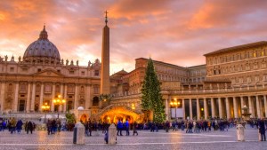 ST PETER'S SQUARE