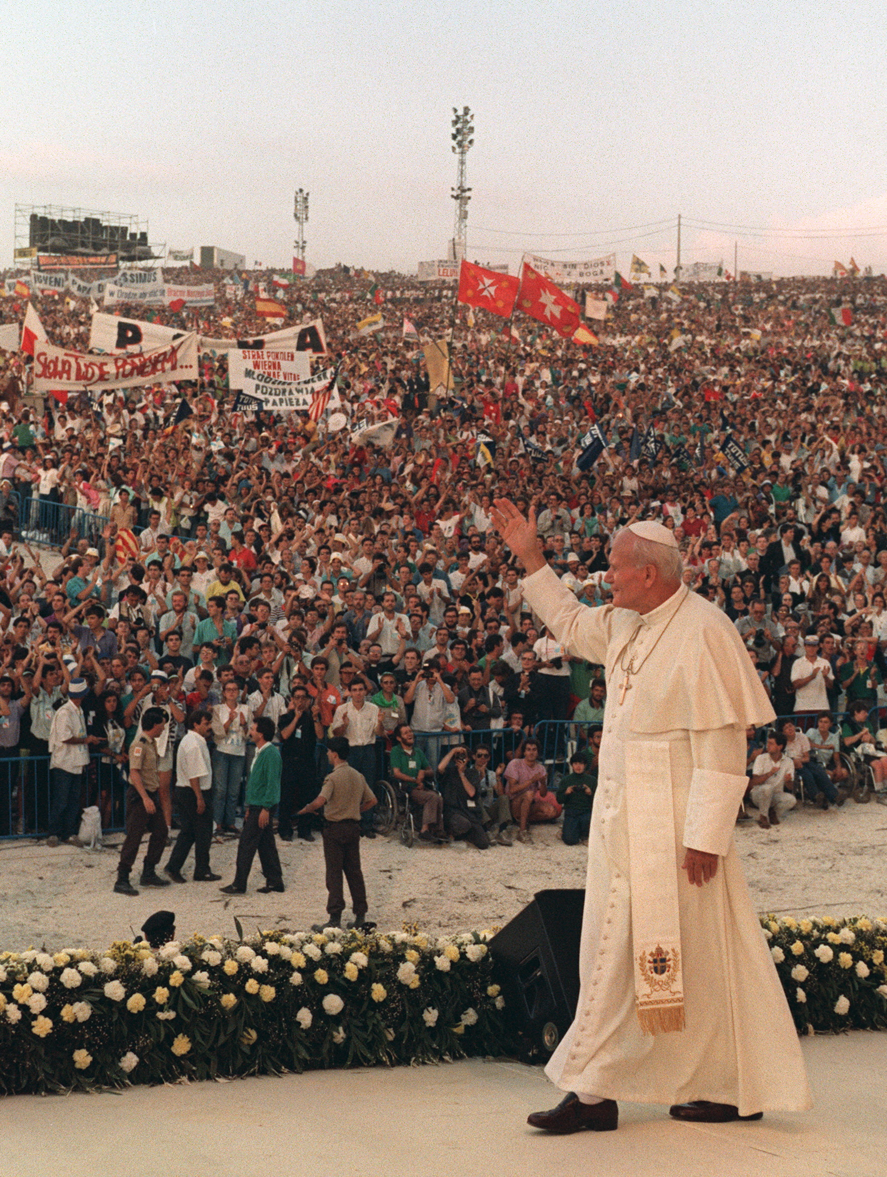 (Slideshow) World Youth Day from 1987 to today