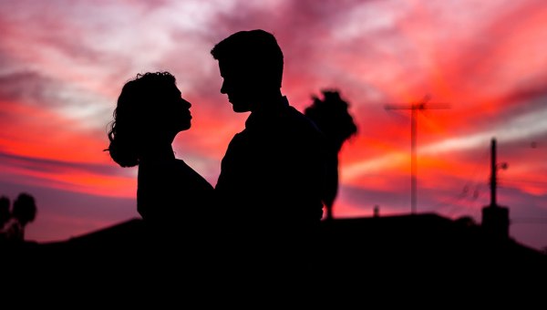 COUPLE