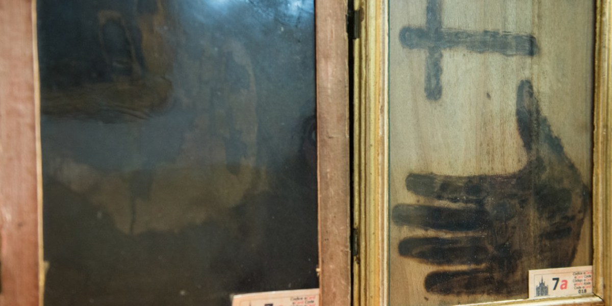 Eerie Messages From The Dead At The Museum Of The Souls Of Purgatory eerie-messages-from-the-dead-at-the-museum-of-the-souls-of-purgatory