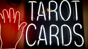 TAROT CARD SIGN