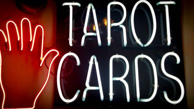 TAROT CARD SIGN