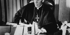 Archbishop Sheen to be beatified