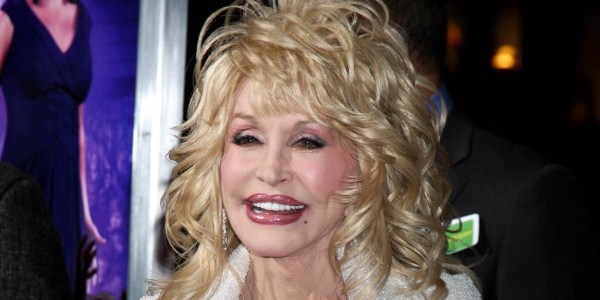 Dolly Parton’s unusual daily routine — with God at the start of it