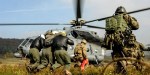 US ARMY,SOLDIERS,HELICOPTER