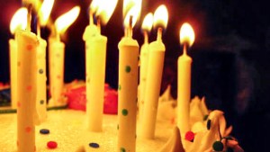 BIRTHDAY CAKE,CANDLES