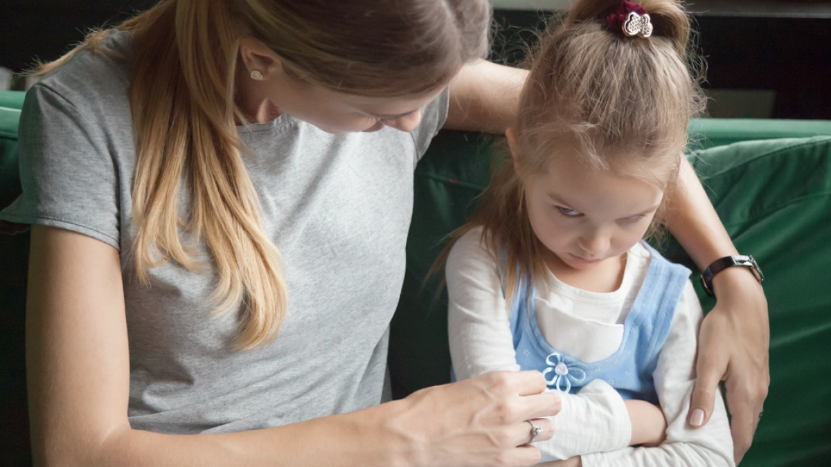 MOM,DAUGHTER,LESSON