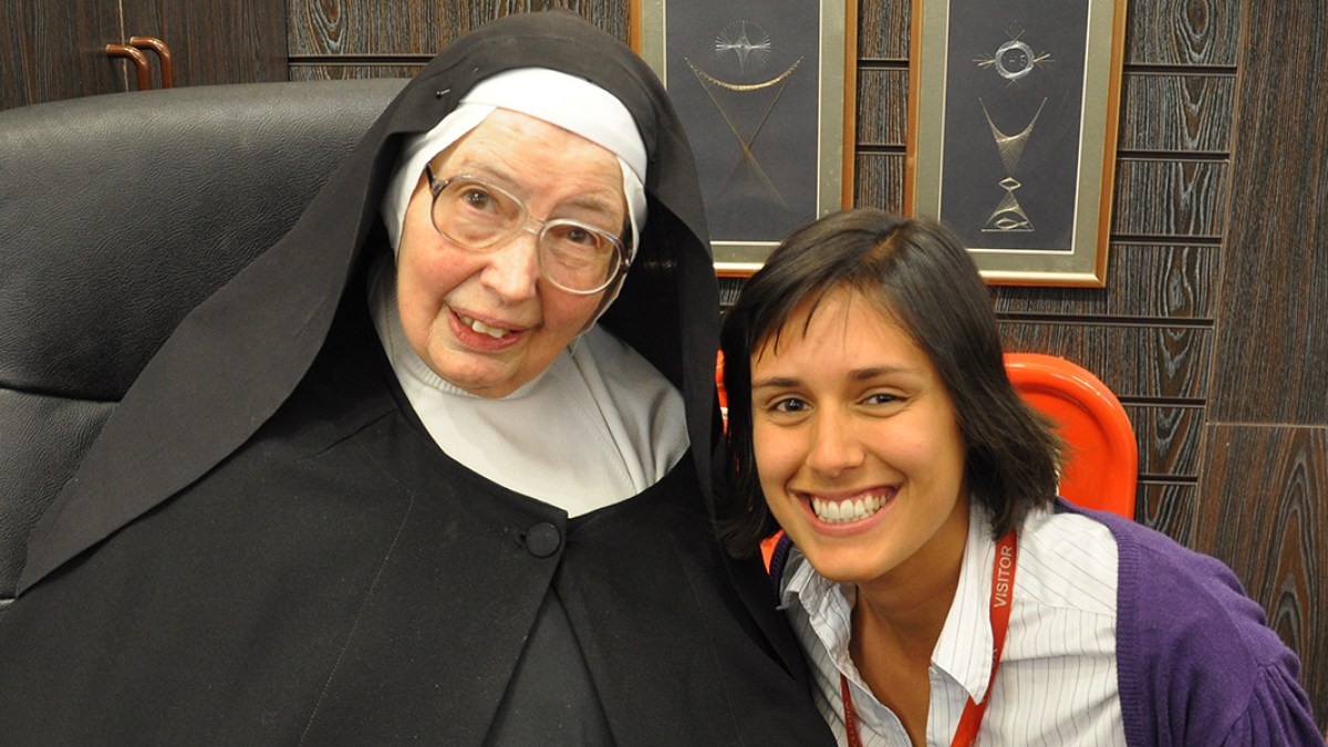 SISTER WENDY BECKETT